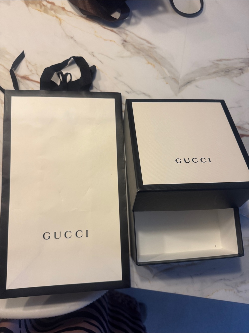 Gucci White and Black Gift Bag and Box Set